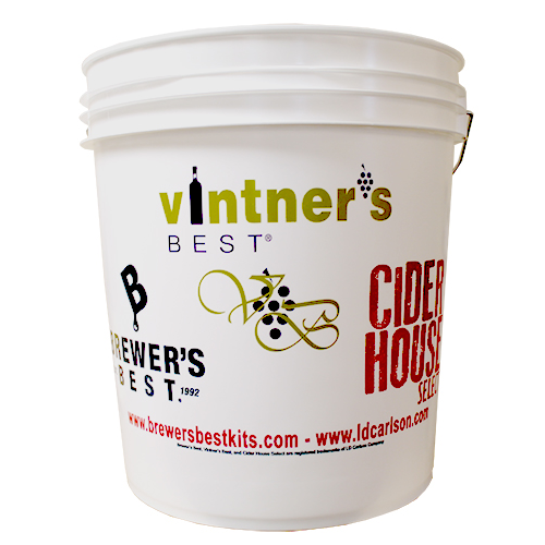 8 gallon plastic bucket with lid